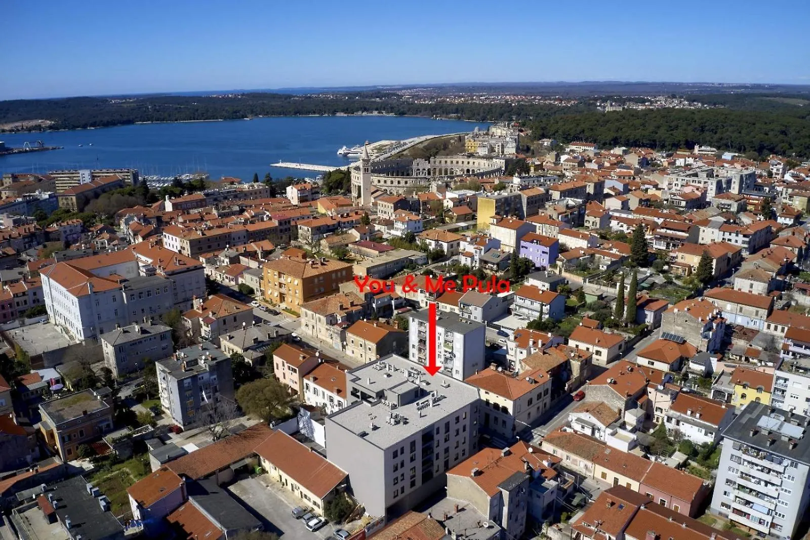 Apartment You & Me Pula With Garage Parking